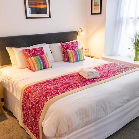 The Rostrevor Inn Екстер'єр фото