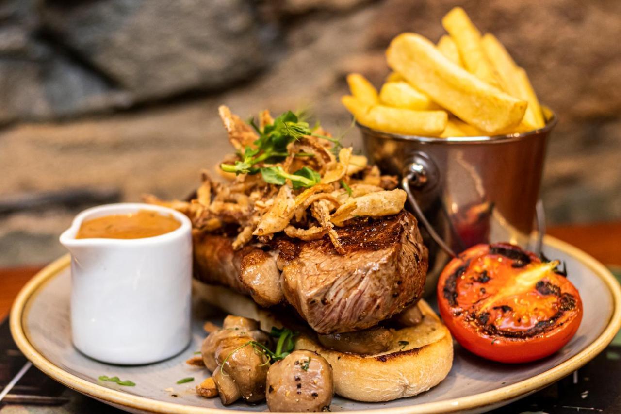 The Rostrevor Inn Екстер'єр фото