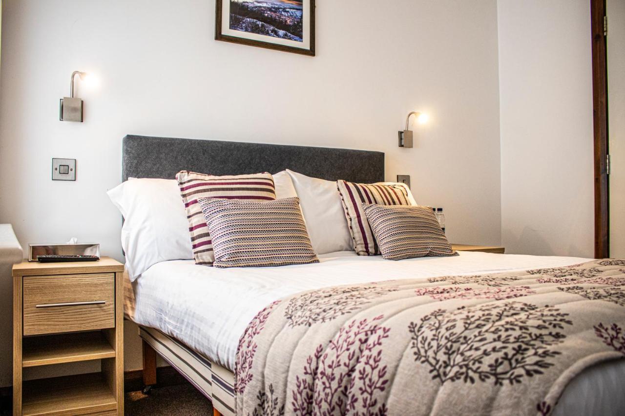 The Rostrevor Inn Екстер'єр фото