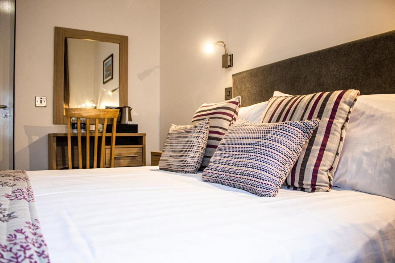 The Rostrevor Inn Екстер'єр фото