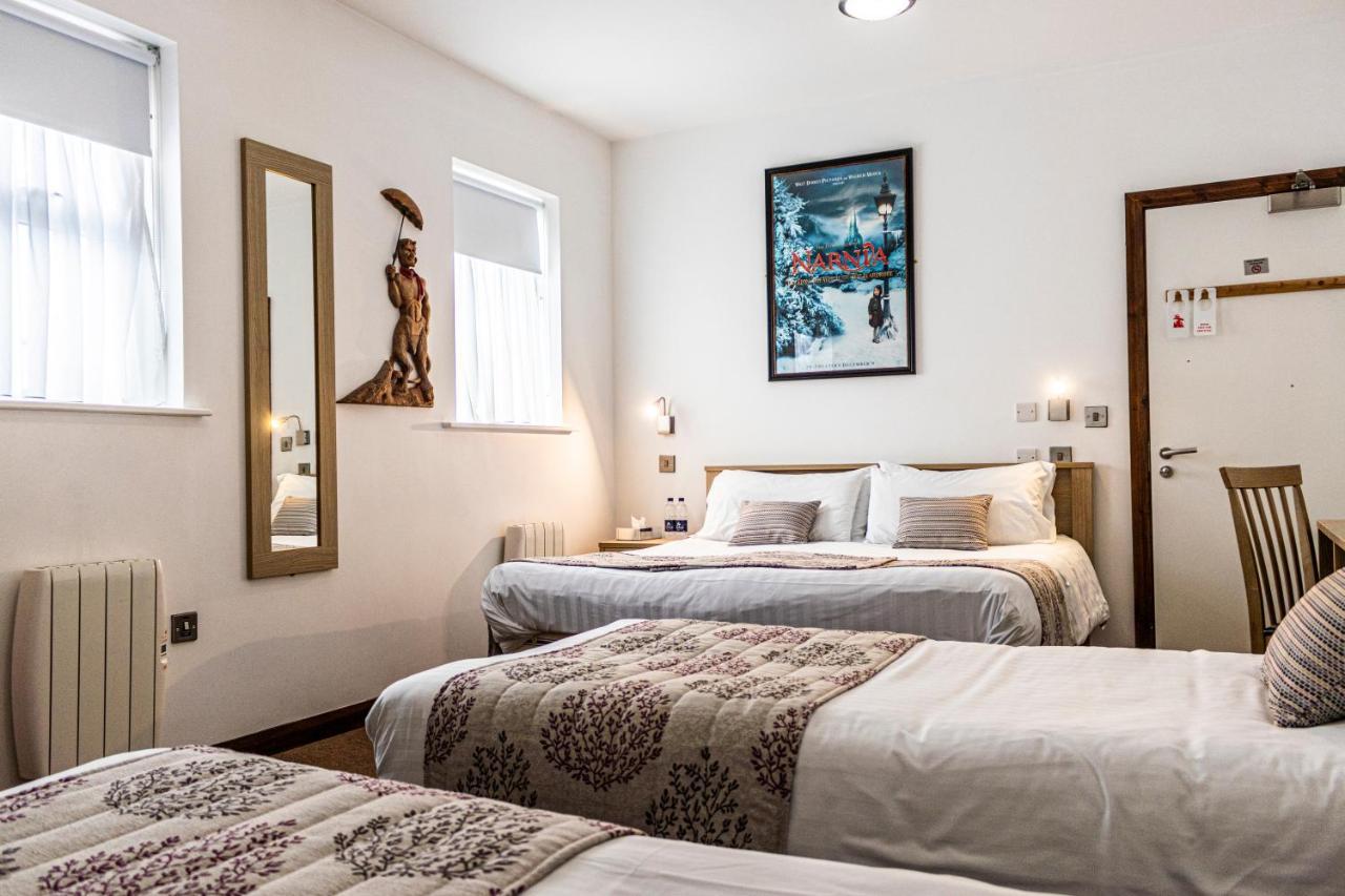 The Rostrevor Inn Екстер'єр фото