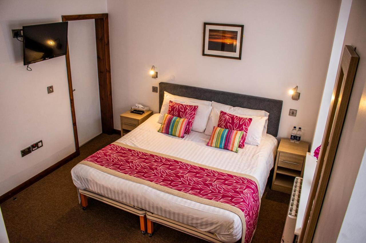The Rostrevor Inn Екстер'єр фото