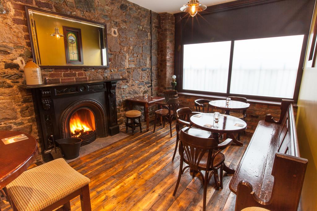The Rostrevor Inn Екстер'єр фото